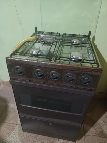 VENDO FOGÃO 4 BOCAS USADO urg