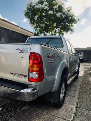 Toyota Hilux CD SRV D4-d 4X4 3.0 TDI Diesel AUT 2009