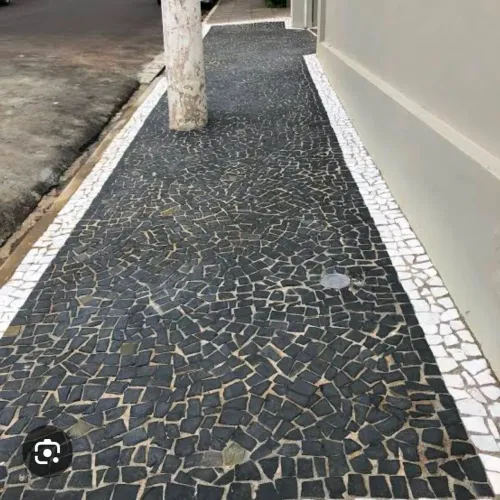 PEDRA PORTUGUESA PRETA 13m²