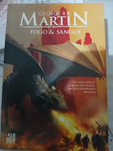 Livro Fogo e Sangue