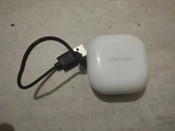 Samsung Galaxy buds fe