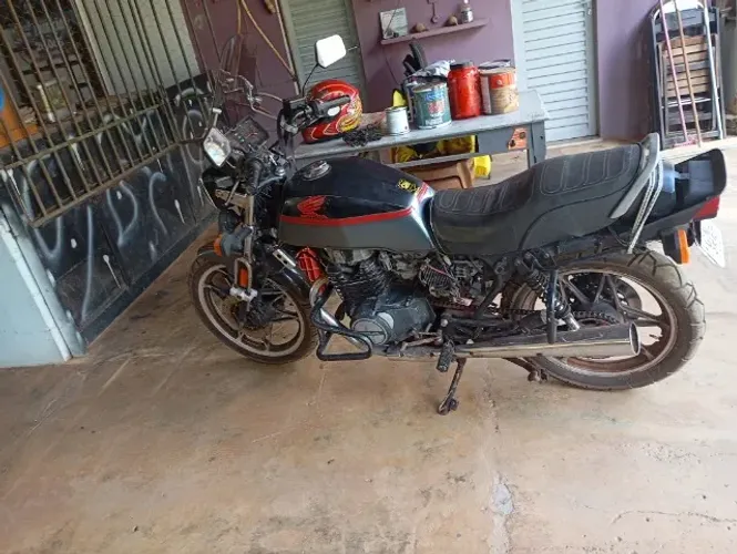 Motos Honda CB 450 DX no Brasil