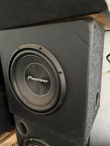 Caixa de grave projetada com auto falante pionner de 12 modelo novo