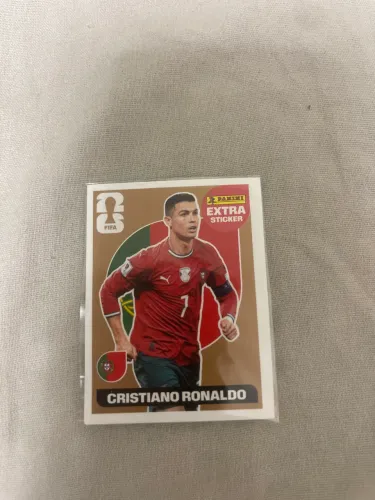 Cristiano Ronaldo legend bronze