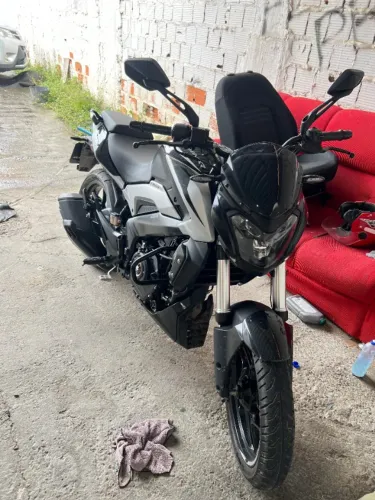Vendo moto dominar 250