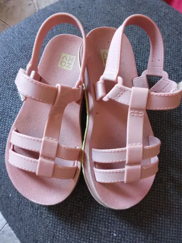 Sandália infantil número 28