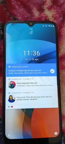 Muito bom semi-novo $200