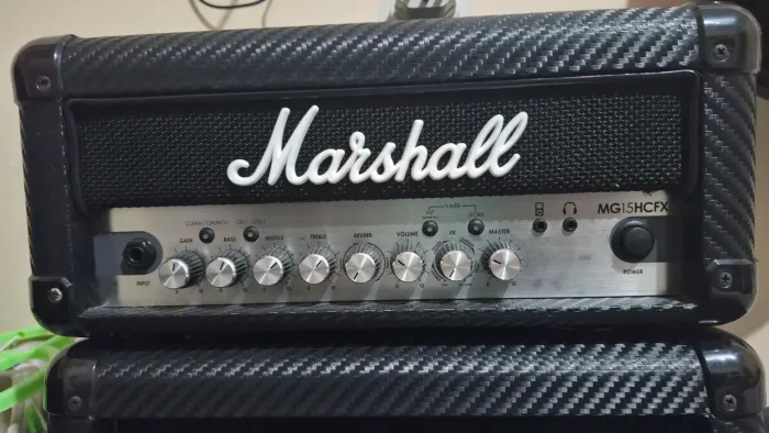Marshall MG15HCFX