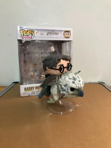 Funko Harry Potter com Bicuço original