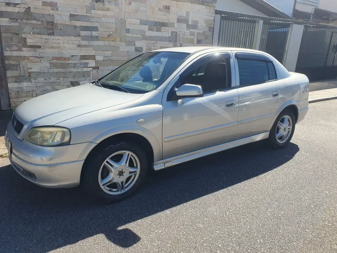 Chevrolet Astra Sedan 2.0/cd/ Expres.gls 2.0 8V 4P 2002
