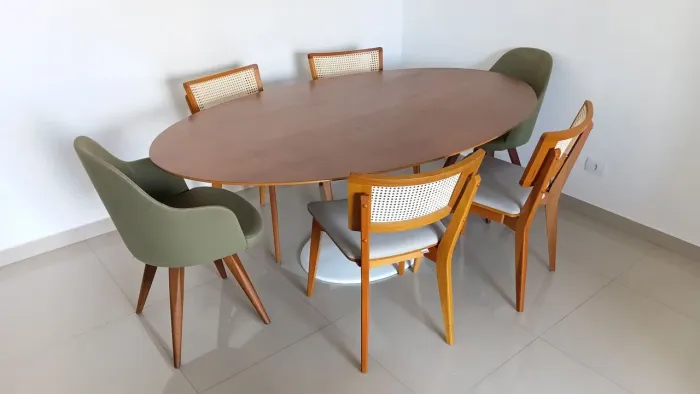 Mesa de Jantar Tulipe Tok&Stok. Excelente Estado. <br>