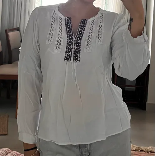 Bata branca, tamanho M