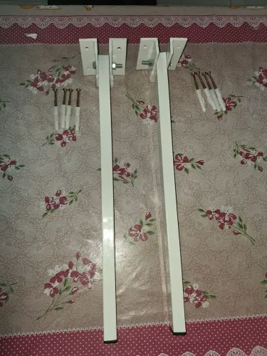 Varal retrátil de parede