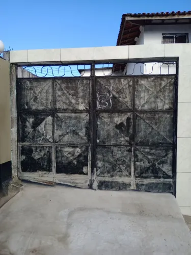 Portão usado de garagem