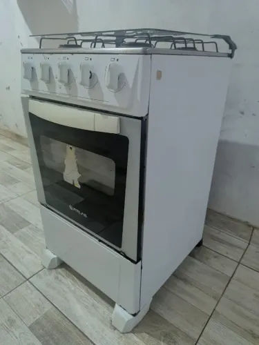 Vendo fogão ótimo estado de uso 200 reais