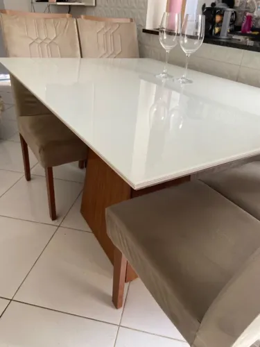 Mesa c/ 4 cadeiras NOVA