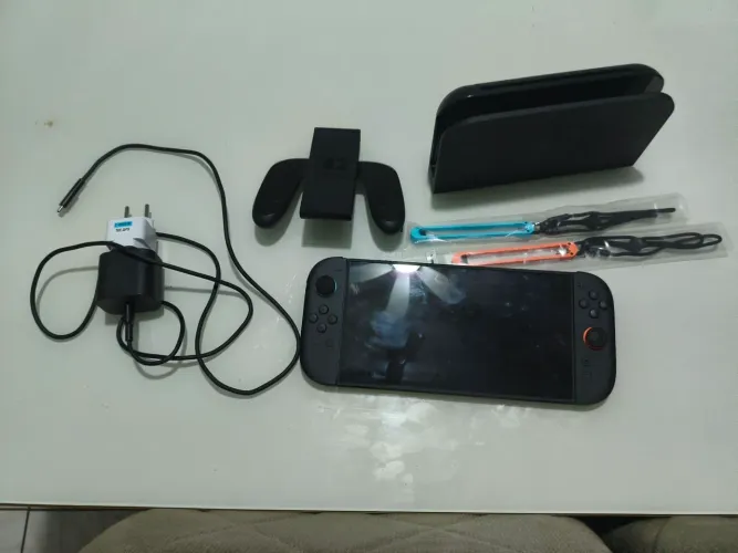 Nintendo Switch 2 Completo - Pouco Usado, Excelente Estado + Dock e Acessórios