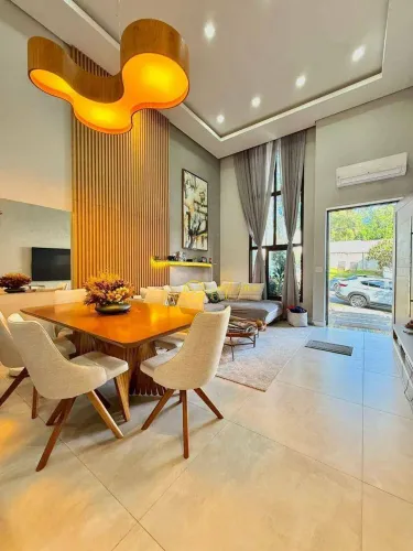 Casa Mobiliada de Condomínio com 3 Quartos à venda, 175 m² por R$ 1.685.000 - Condomínio V