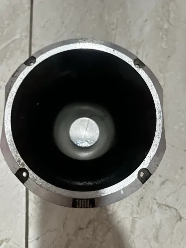 Corneta JBL