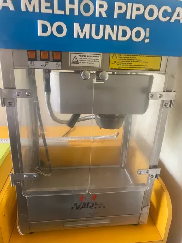 Vende se pipoqueira