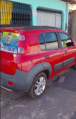 AUTOMÓVEL 