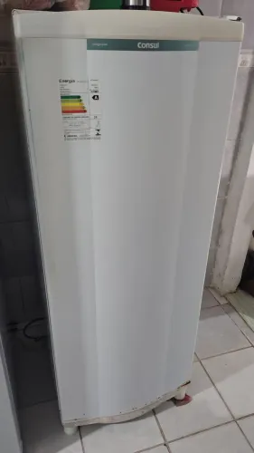 Geladeira CONSUL funcionando perfeitamente