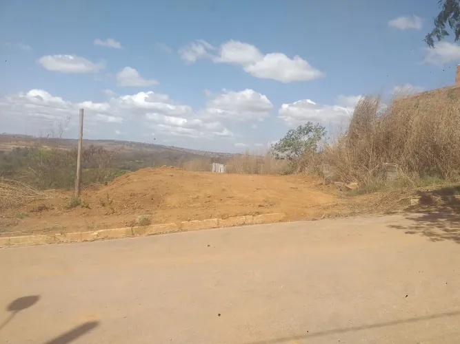 Vendo um lote