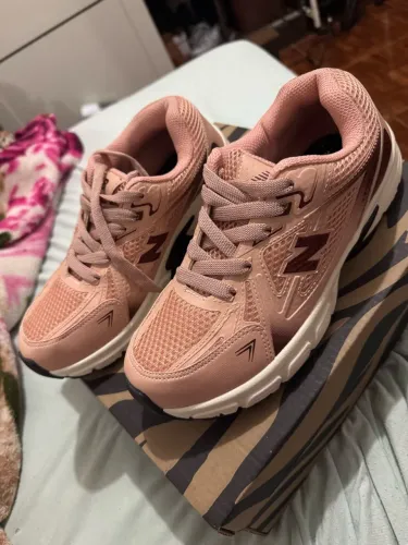Tênis novo 39 feminino