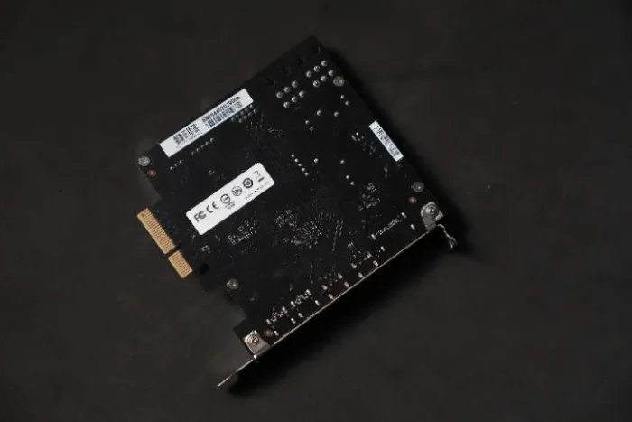 Adaptador Gigabyte Titan Ridge Rev 2.0 Pcie x4 Thunderbolt