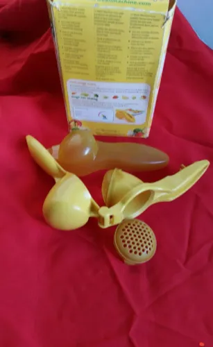 Extrator de papinha/frutas 