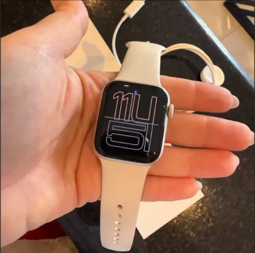 Apple Watch SE (2 gen) 40mm Starlight GPS - Bateria 100% Seminovo