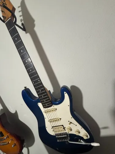 Guitarra Lion stratocaster