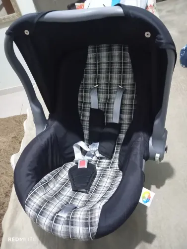 Bebê conforto tutti baby nina e bolsa maternidade
