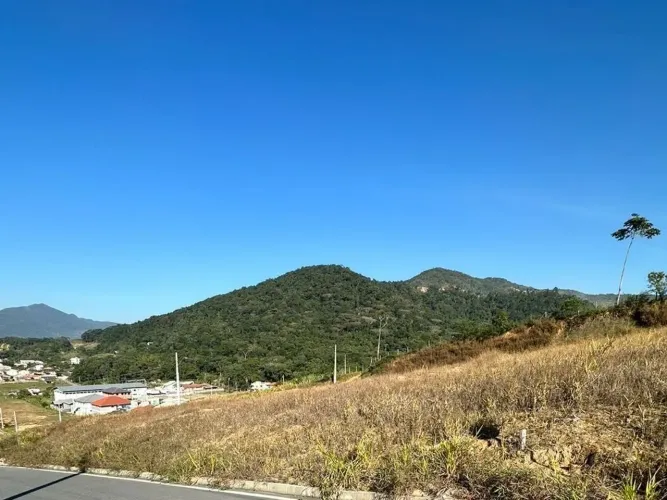 Terreno à venda no bairro Alto Aririu em Palhoça/SC