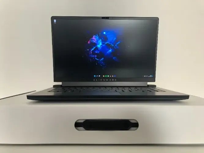 [Na Garantia até 2027] Alienware M15 R6 (i7, RTX 3070, 1TB SSD, 165Hz)