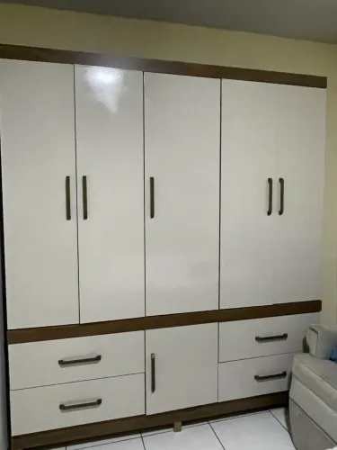 Guarda roupa casal