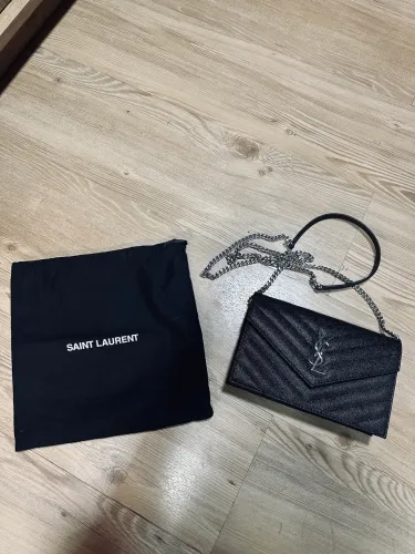 Bolsa Saint Laurent preta