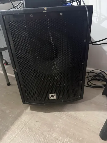 Subwoofer ativo 12