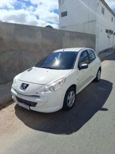 Peugeot 207 XR 1.4 Flex 8V 5P 2013