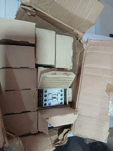 Contator Allen-Bradley 100-C09EJ10 24VCC 9A 3P + 1NA (Novo na Caixa)
