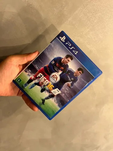 Fifa 16 Ps4 com encartes em ótimo estado