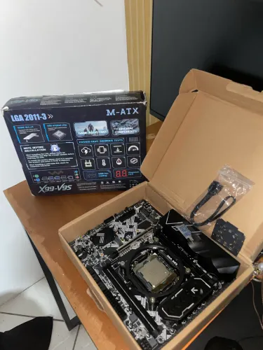 Kit upgrade Xeon V9s + Xeon E5 2680v4 ( AMBOS ZERADOS )