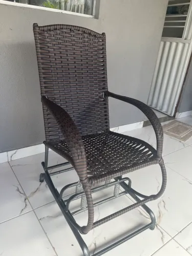 CADEIRA DE BALANÇO