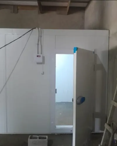 CÂMARAS FRIGORÍFICAS IDEAIS PARA ARMAZENAR SUA MERCADORIAA NA TEMPERATURA CERTA