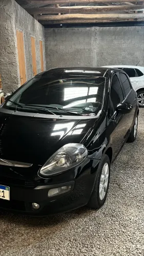 Fiat Punto Attractive 1.4 Fire Flex 8V 5P 2014