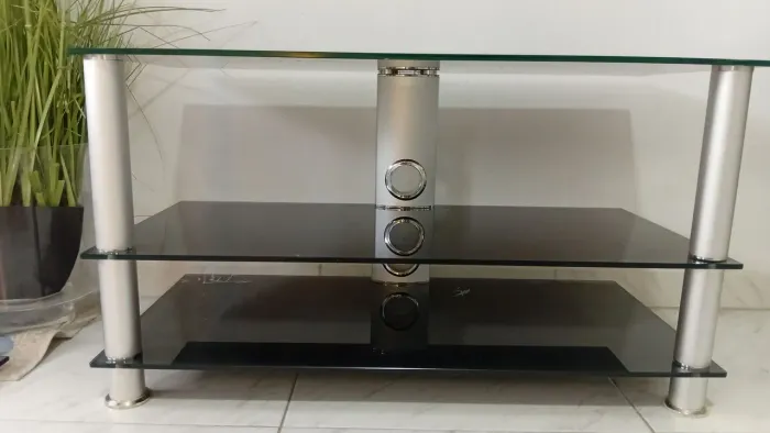 Rack / Estante Importada da Alemanha para TV e Som - Vidro Temperado e Alumínio
