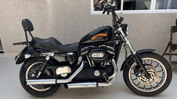 Sportster 883 R