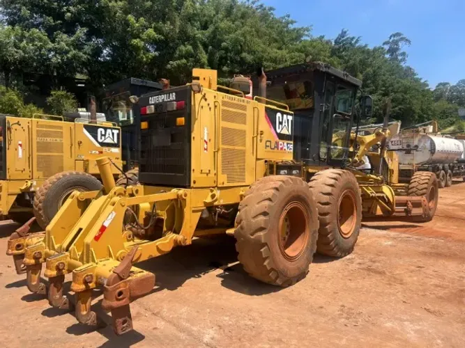 MOTONIVELADORA CATERPILLAR 140K ano 2018/