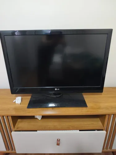 TV LG 32 POLEGADAS - EXCELENTE ESTADO