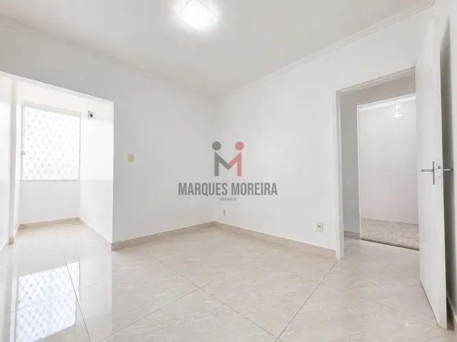 2 Quartos Reformado e Pronto para Morar no Centro!!